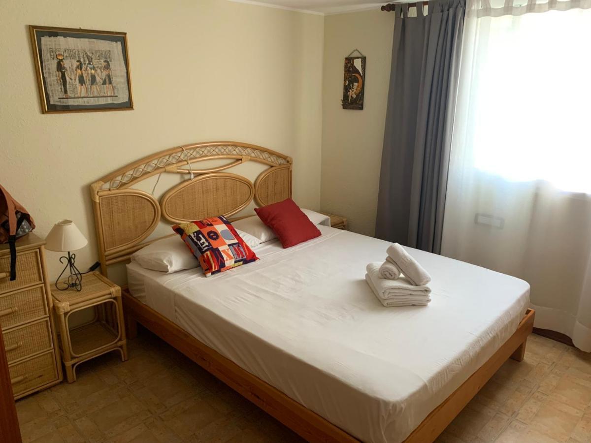 Apartamentos Miranda Es Pujols Kültér fotó