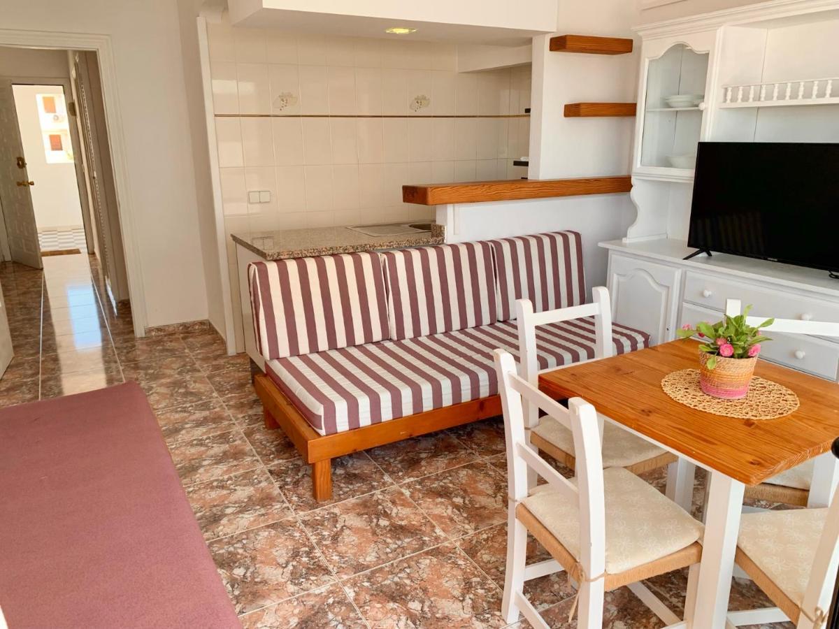 Apartamentos Miranda Es Pujols Kültér fotó
